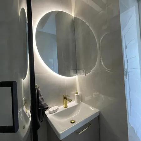 Golden View Apartment *
